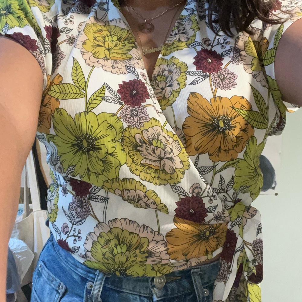 floral top